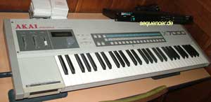 Akai S700, X7000, X3700 synthesizer