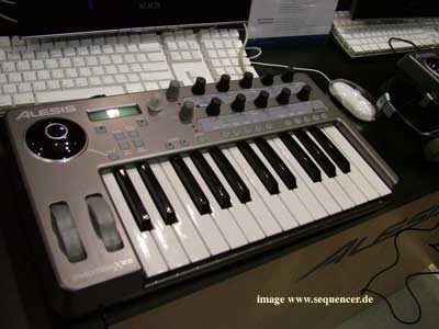 Alesis X25 Remote Midi Keyboard Controller