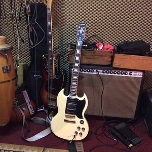 Studio-guitars