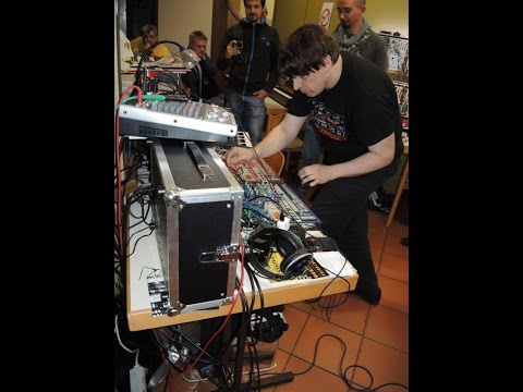 Moogulator @ Happy Knobbing Modular Synthesizer Meeting 2015