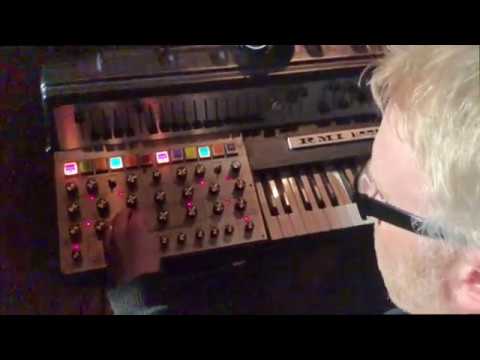 DinosaurierTreffen 2018 Synthesizer Demos, RMI Harmonic Demo