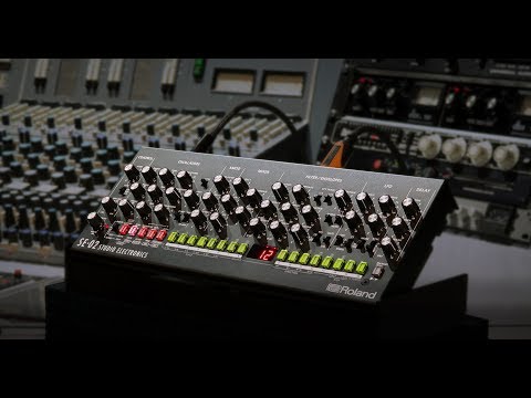 Roland Boutique SE-02 Analog Synthesizer - Designed by Studio Electronics
