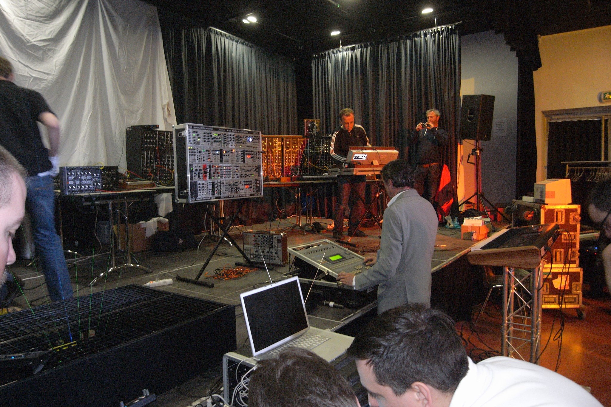 Forum • 18.-20.4.2014 Nantes, Synth Fest