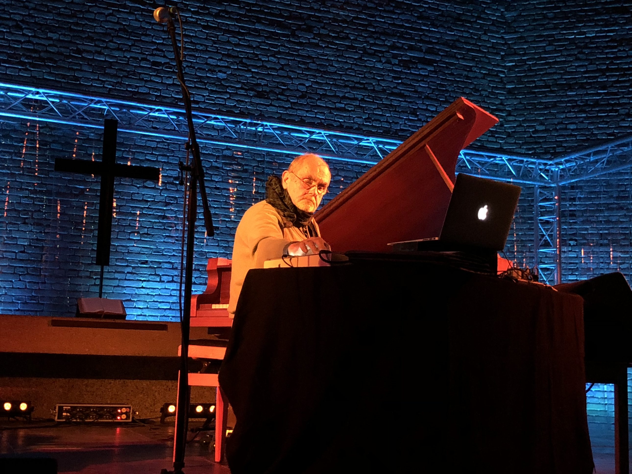 Roedelius_live_Bochum_735.jpg