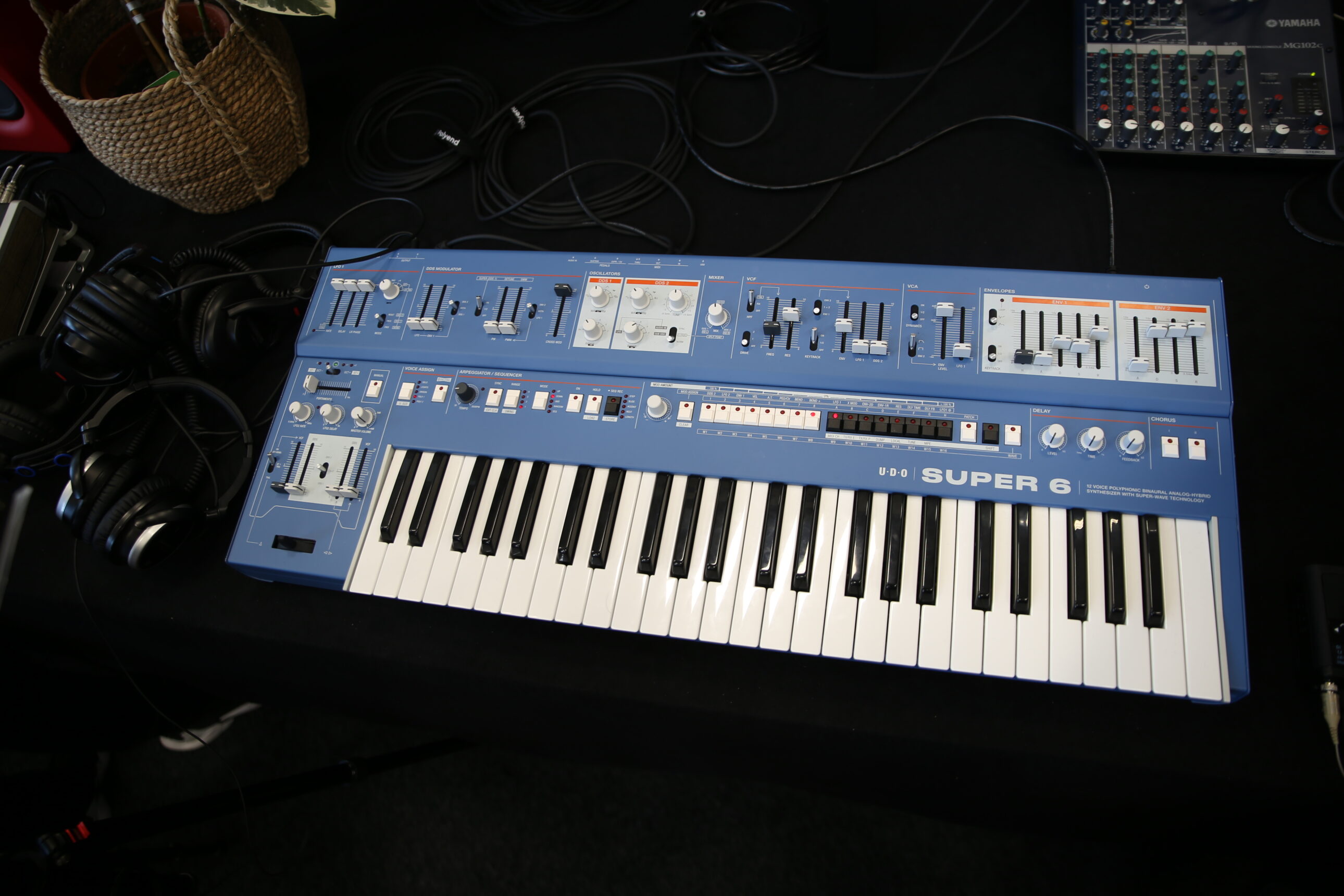 UDO Super 6 Synthesizer