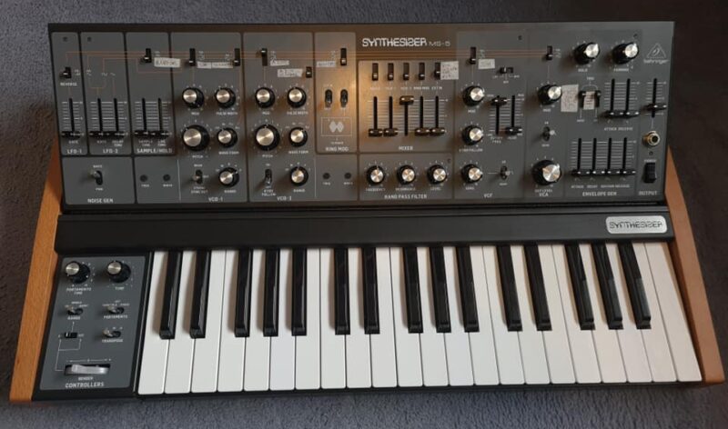 Behringer-MS5-SH5-Clone