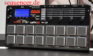 Akai MPX16 synthesizer