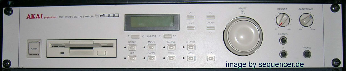 Akai S2000 synthesizer