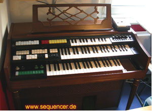 Wurlitzer Orbit3 synthesizer