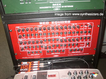 red square synthesizer by phobos