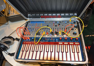 Buchla NewMusicEasel, ElectricMusicBox2012 synthesizer