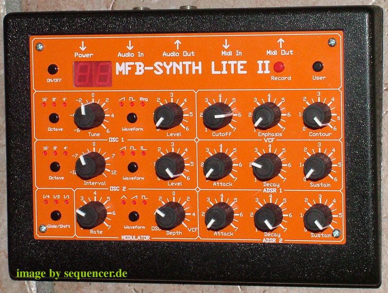 MFB Synth Lite 2, Synth Lite II synthesizer