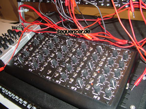 MFB Kraftzwerg, Synth3 synthesizer