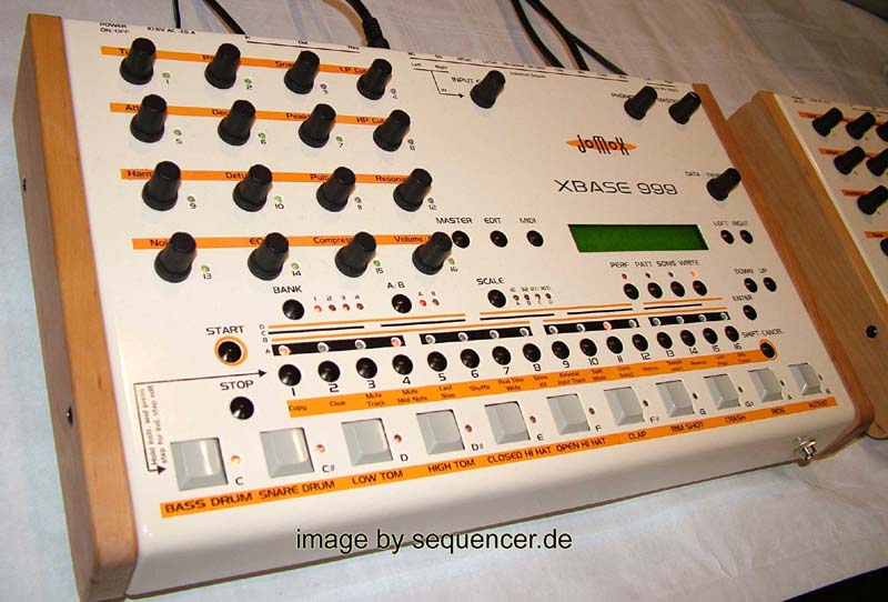 JoMoX XBase999 synthesizer