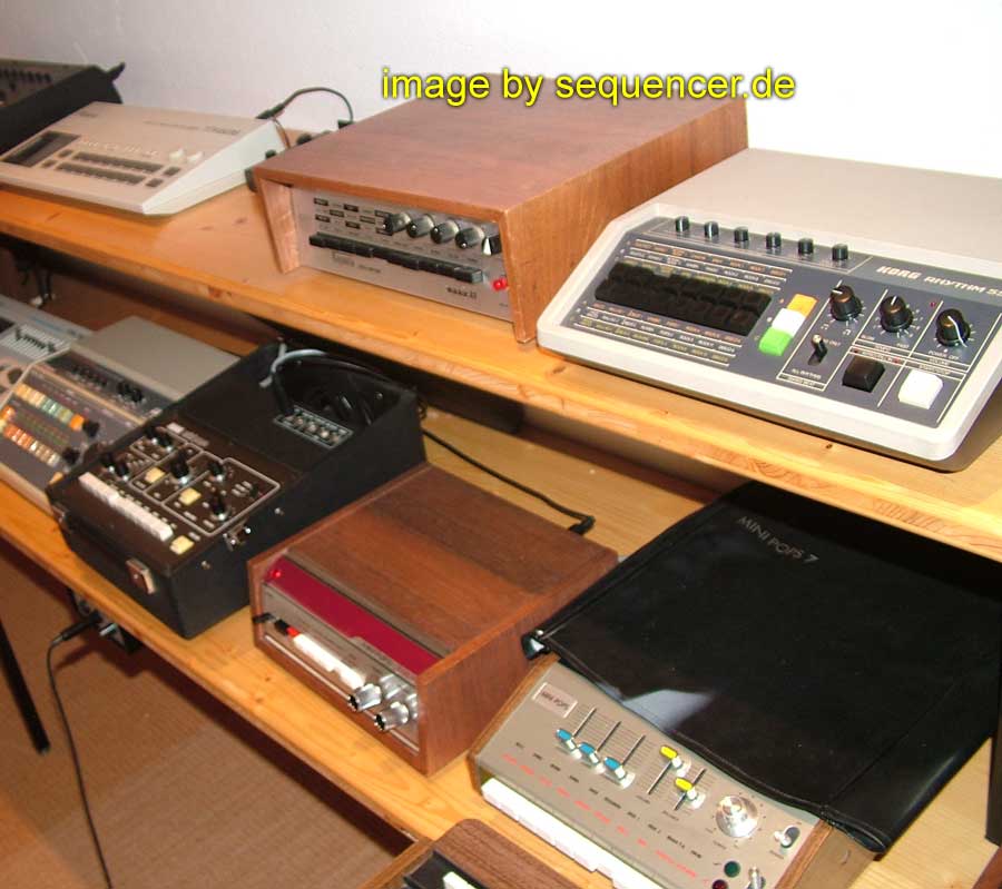 Korg MinipopsJuniorJR synthesizer
