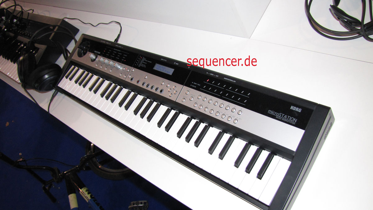 Korg Microstation Digital Synthesizer workstation sequencer