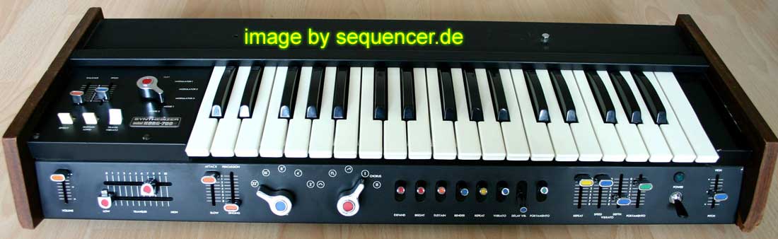Korg Minikorg , 700s synthesizer