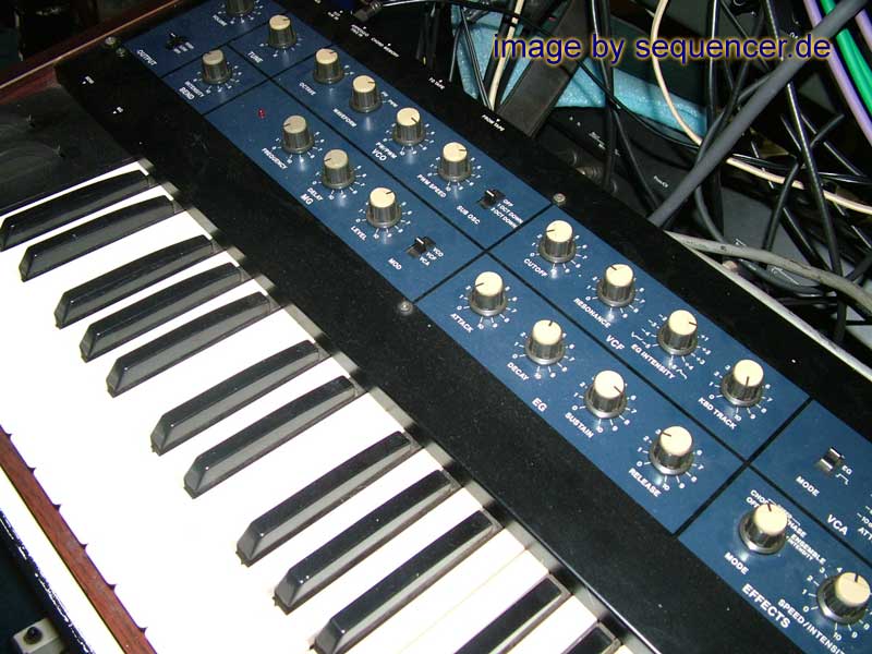 korg poly 800 ii features