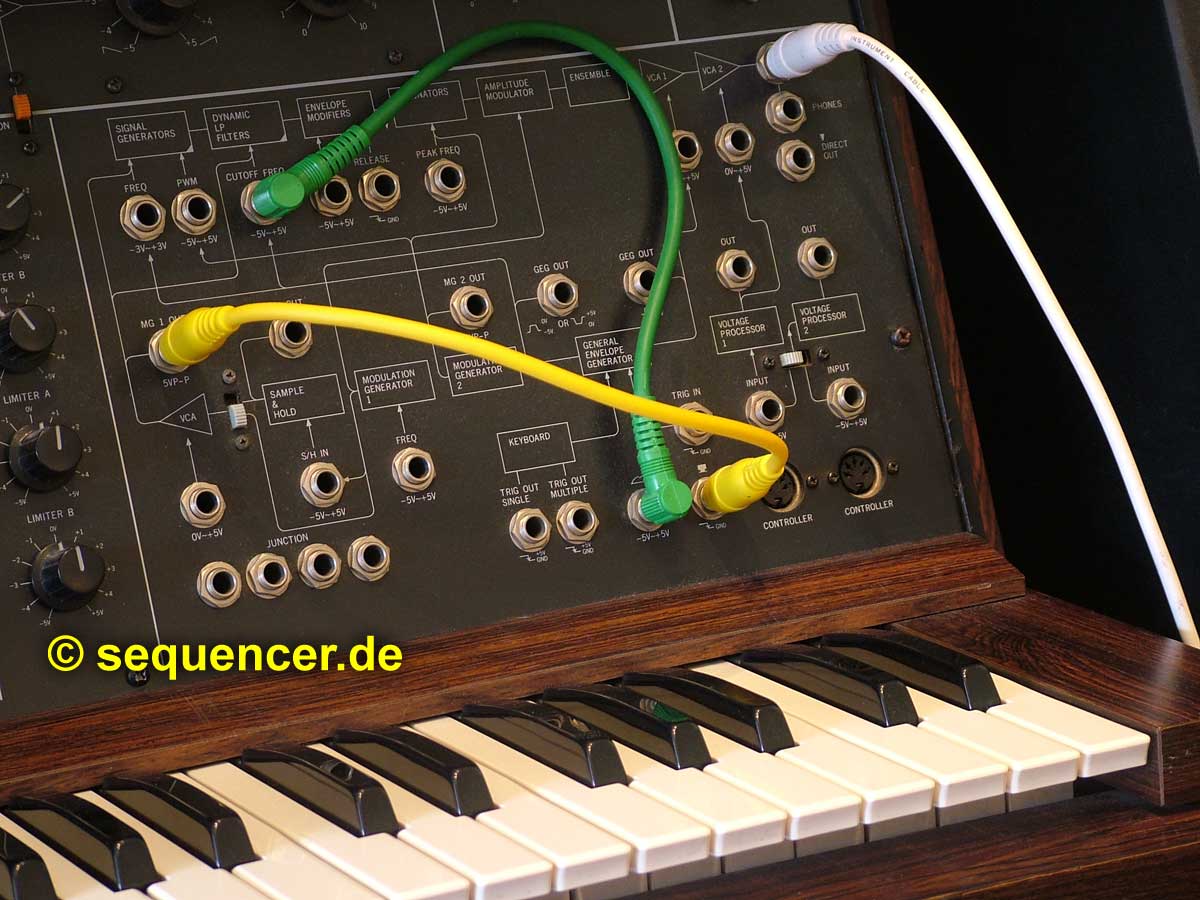 PS3100 Analog Synthesizer
