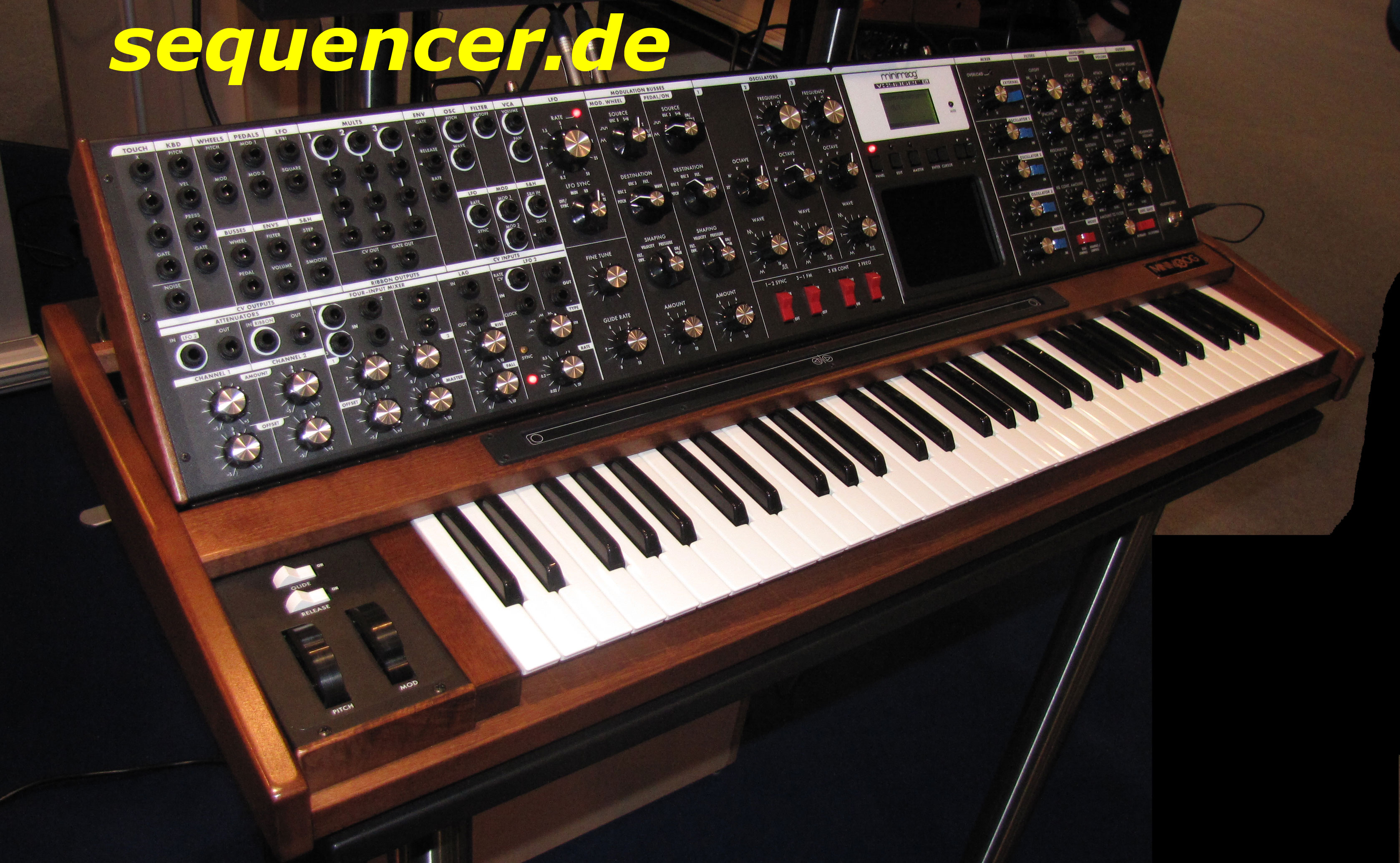 Moog Minimoog Voyager XL synthesizer