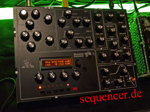 Shruti Shruti synthesizer