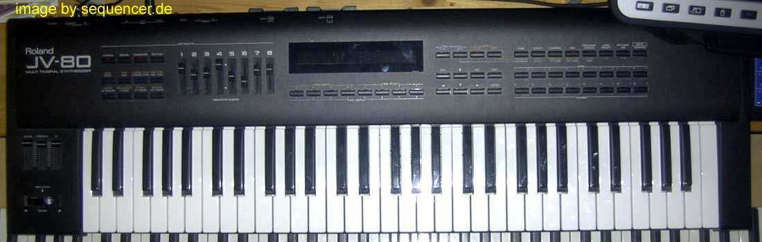 Roland JV80, JV880 synthesizer