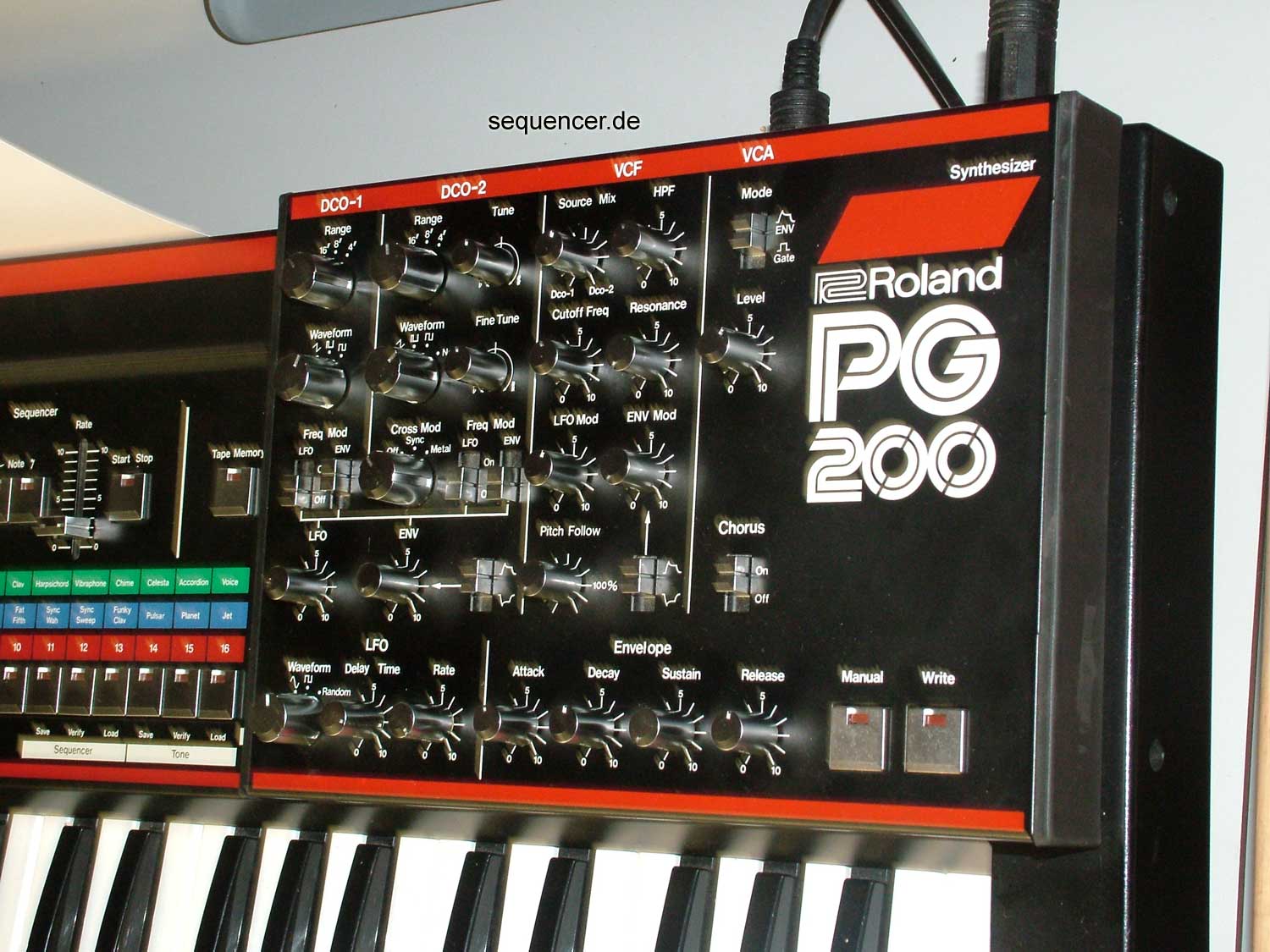 Roland JX3P Analog Synthesizer simple sequencer