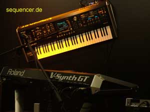 Roland VSynthGT synthesizer