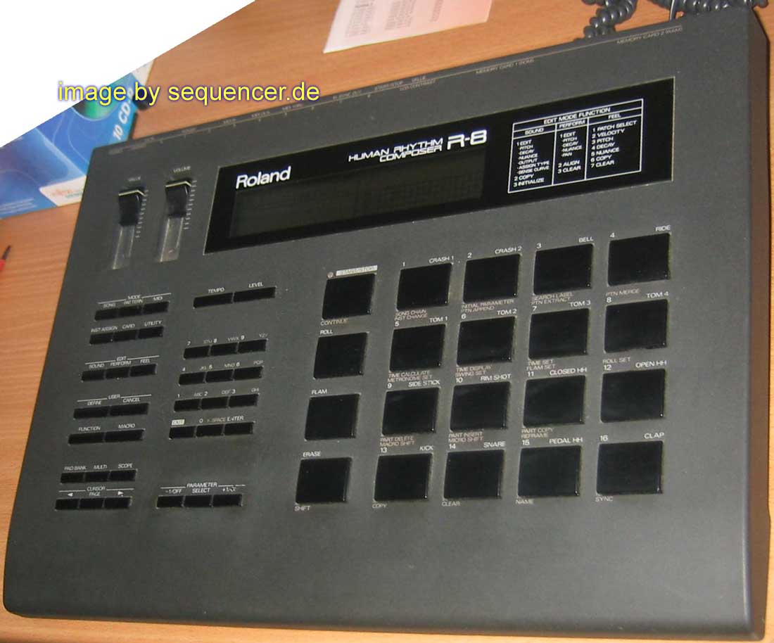 Roland R8, r 8m Drummachine/Module step sequencer