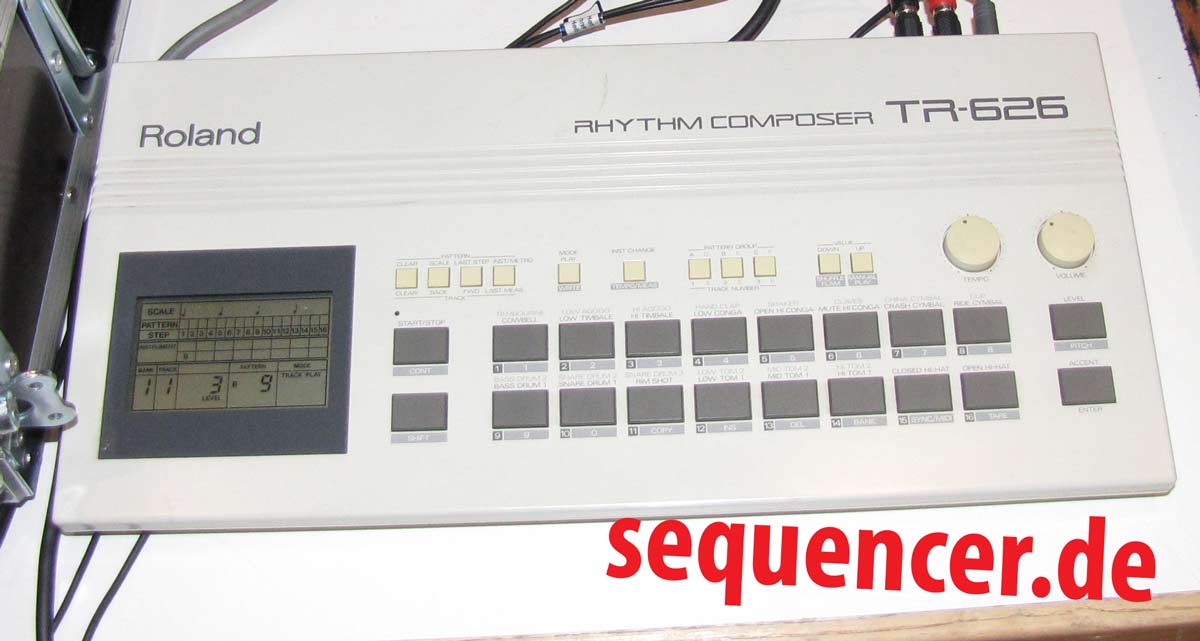 Roland TR626 synthesizer
