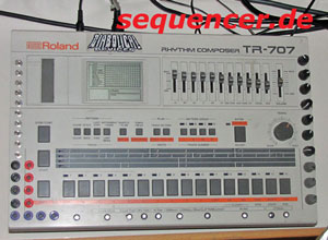 TR707 TR-707 synthesizer