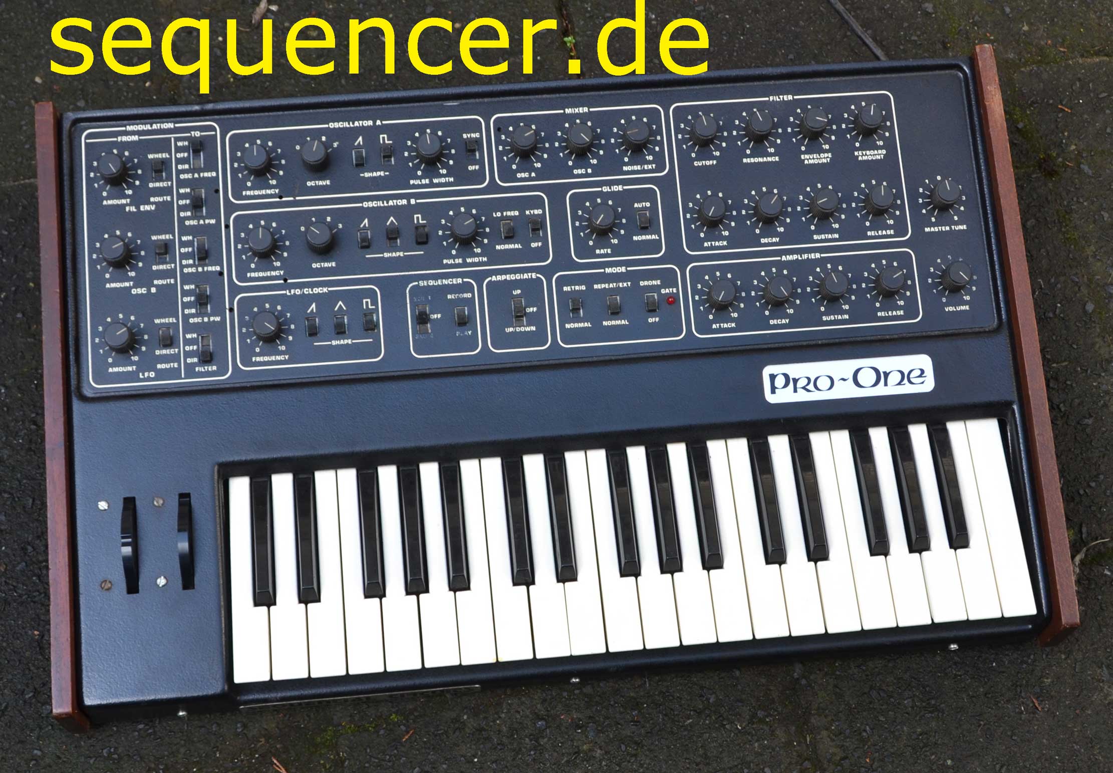 Sequential Circuits ProOne Pro1 synthesizer