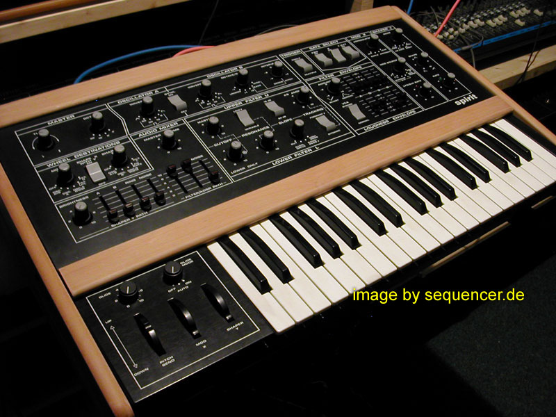 Crumar Spirit synthesizer