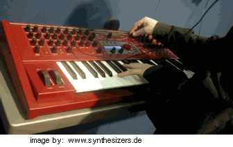 Waldorf Q + Synthesizer