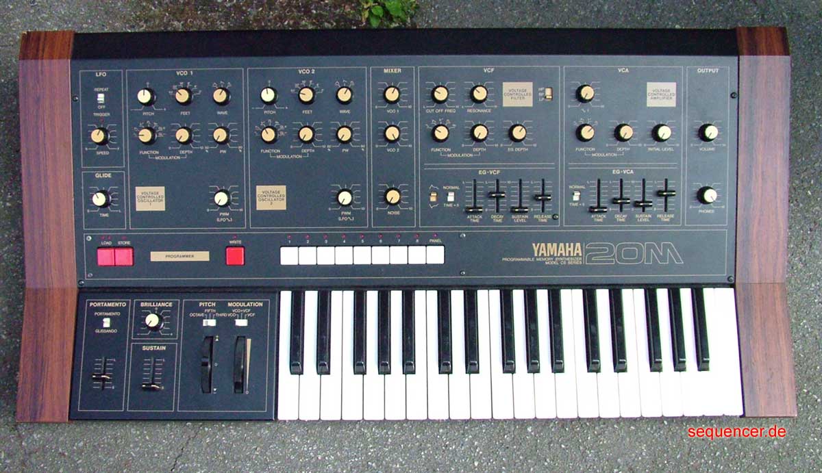 The image “https://www.sequencer.de/pix/yamaha/cs20m.jpg? cannot be displayed, because it contains errors.