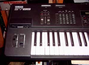 yamaha SY85 Yamaha SY-85 synthesizer