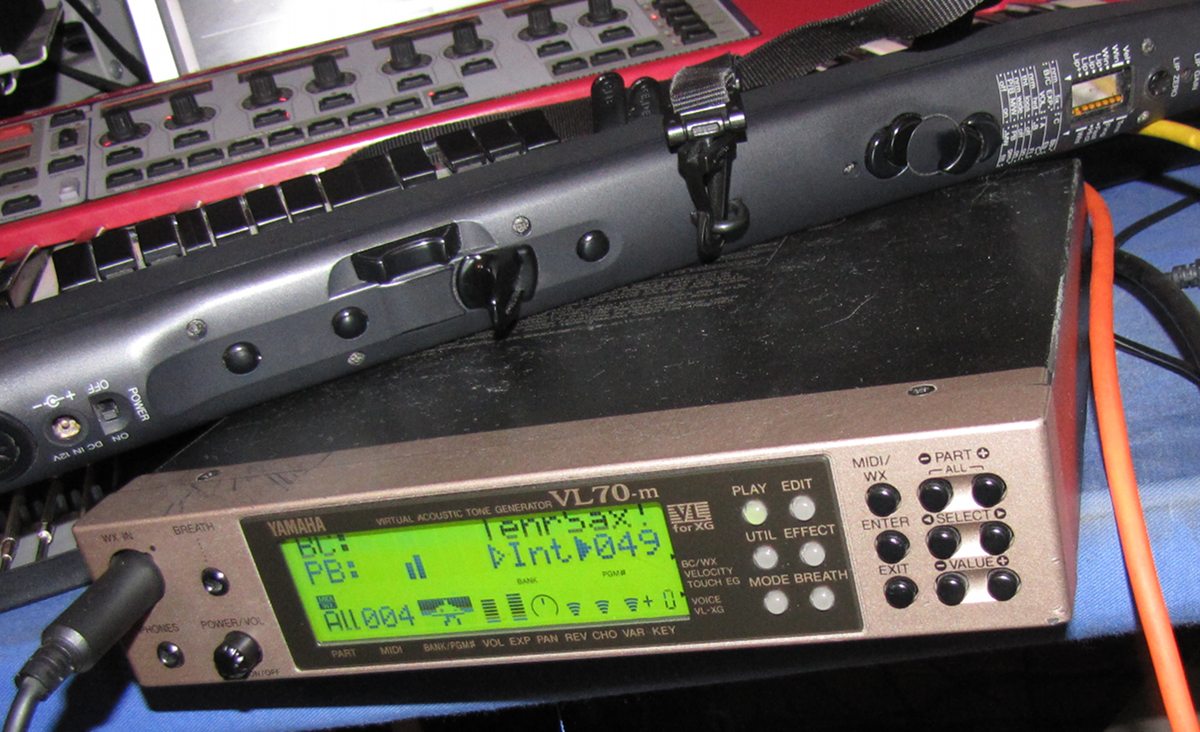 Yamaha VL70m Digital Synthesizer