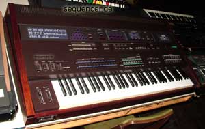Yamaha DX1 synthesizer
