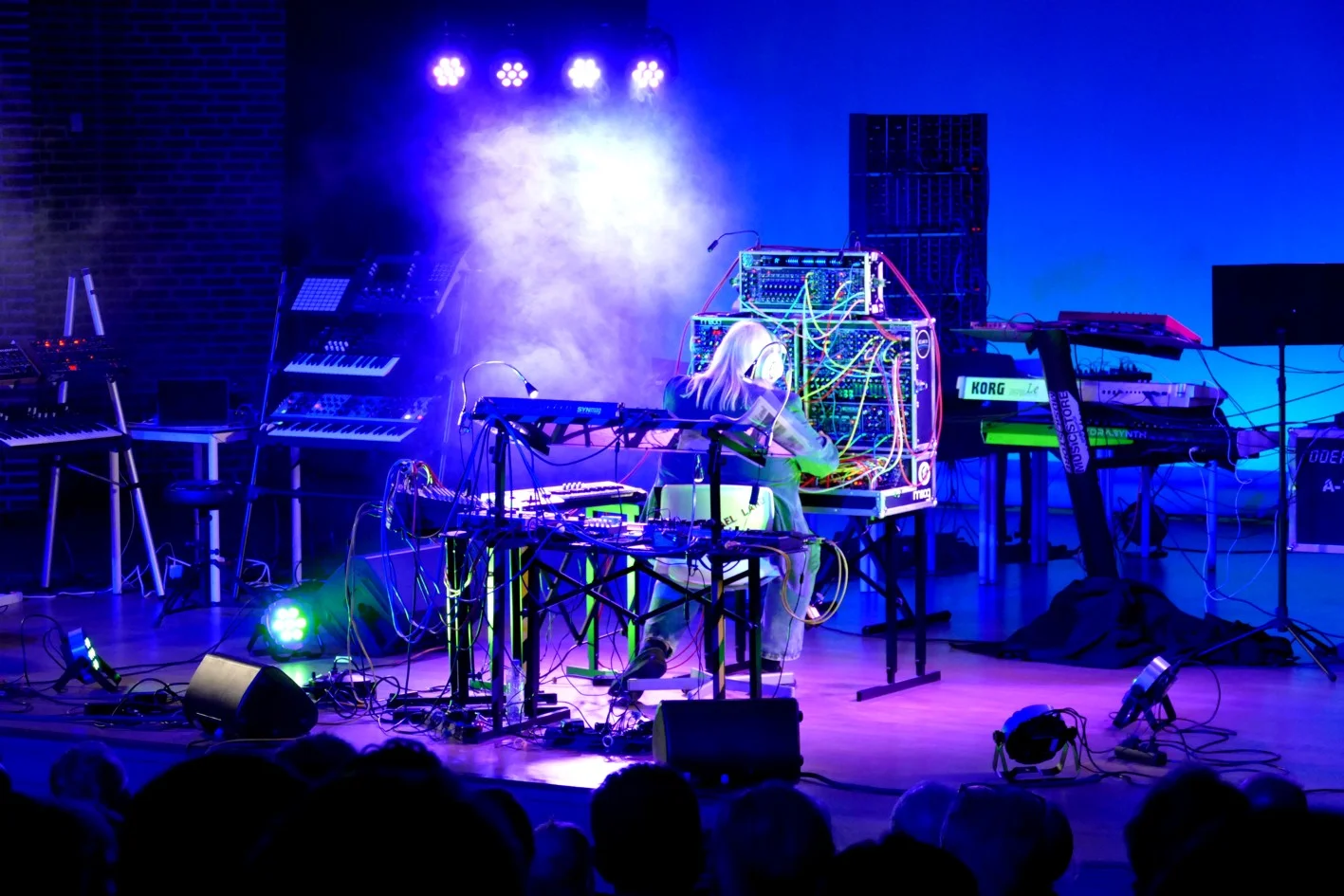 E-Day 034 Live B.webp