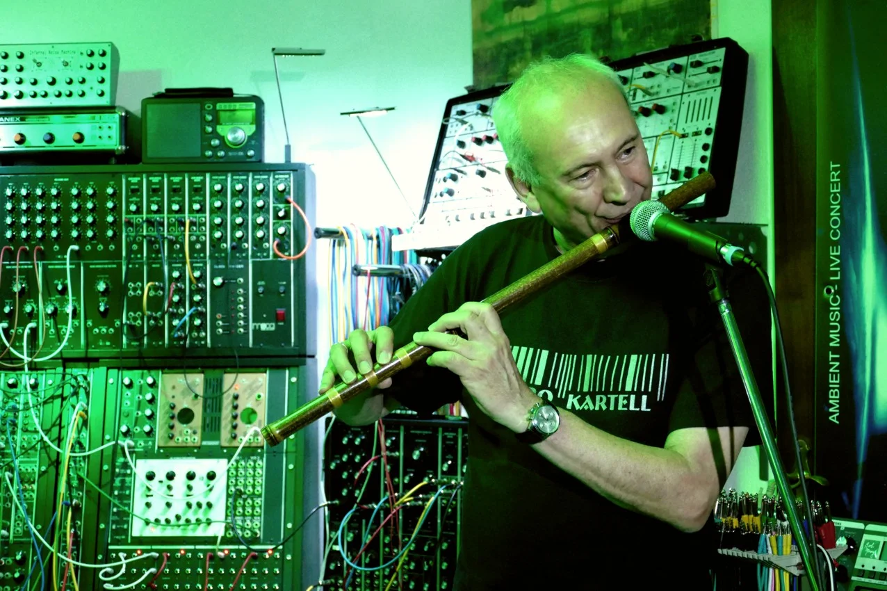 Session 99-01 HaDi.webp