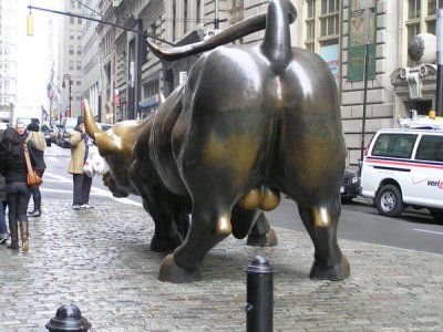 2049462-the-famous-wall-street-bull-0.jpg