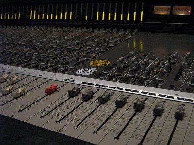 Tascam-m-3500_1b.jpg