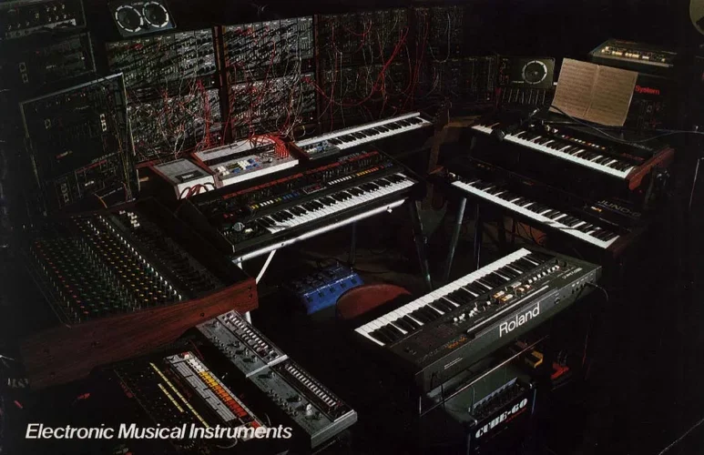 roland catalogue.webp