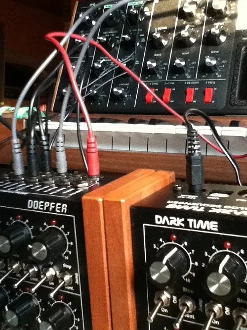 Moog Voyager, Döpfer Dark Time.webp
