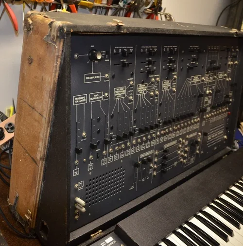abgerockter ARP2600.webp