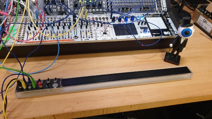 mole_zorx_ganz.jpg mole_zorx_ganz.jpg