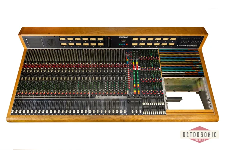 trident-series-80-lrab-30-24-2-pb-analog-mixing-console-1.jpg