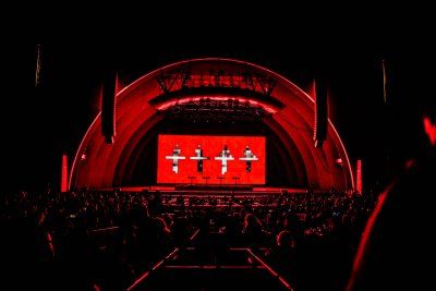 Kraftwerk_Hollywood-Bowl_Sept-18-2016_Annie-Lesser-1.jpg