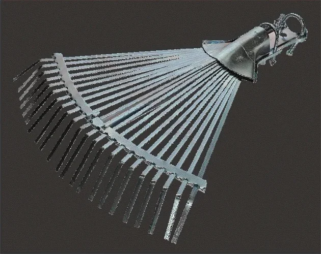 Gartenrechen_als_Quelle_für_Flachdraht.JPG Gartenrechen_als_Quelle_für_Flachdraht.JPG