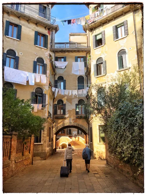 B4C024D2-7D9A-4F81-8C52-DBA75258451E.webp B4C024D2-7D9A-4F81-8C52-DBA75258451E.webp